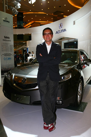 Acura著名导演刘伟强成为Acura TL车主-刘伟强与Acura TL
